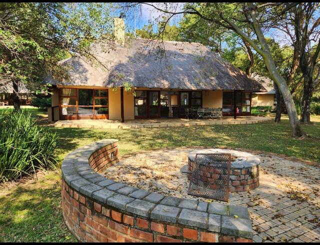 4 BEDROOM HOUSE FOR SALE IN LAKELAND ESTATE